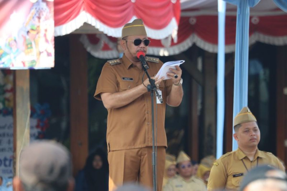 Dedy Yon minta aparatur tingkatkan pelayanan perkuat tata kelola