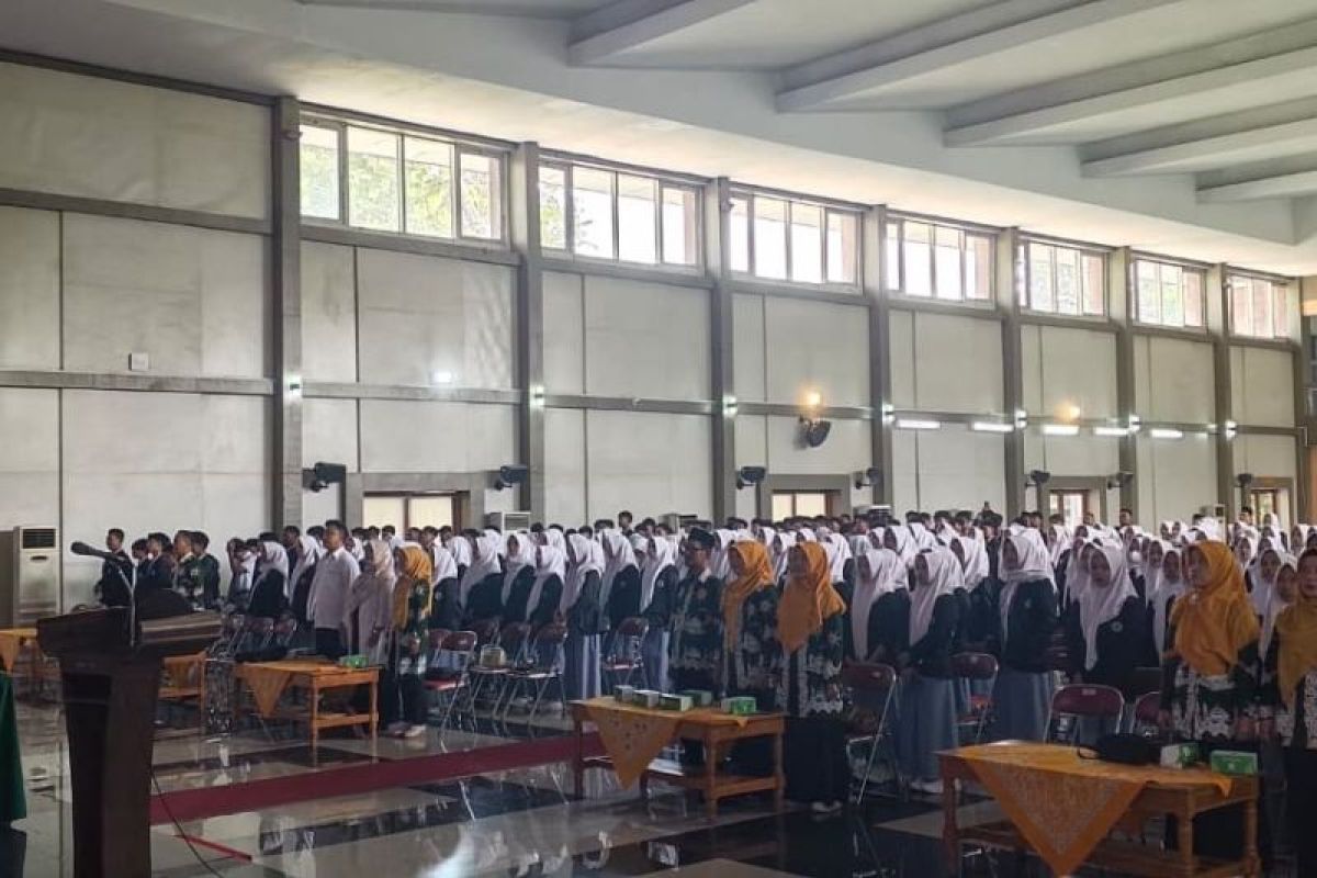 400 siswa MAN Demak "serbu" Fakultas Kedokteran UIN Walisongo