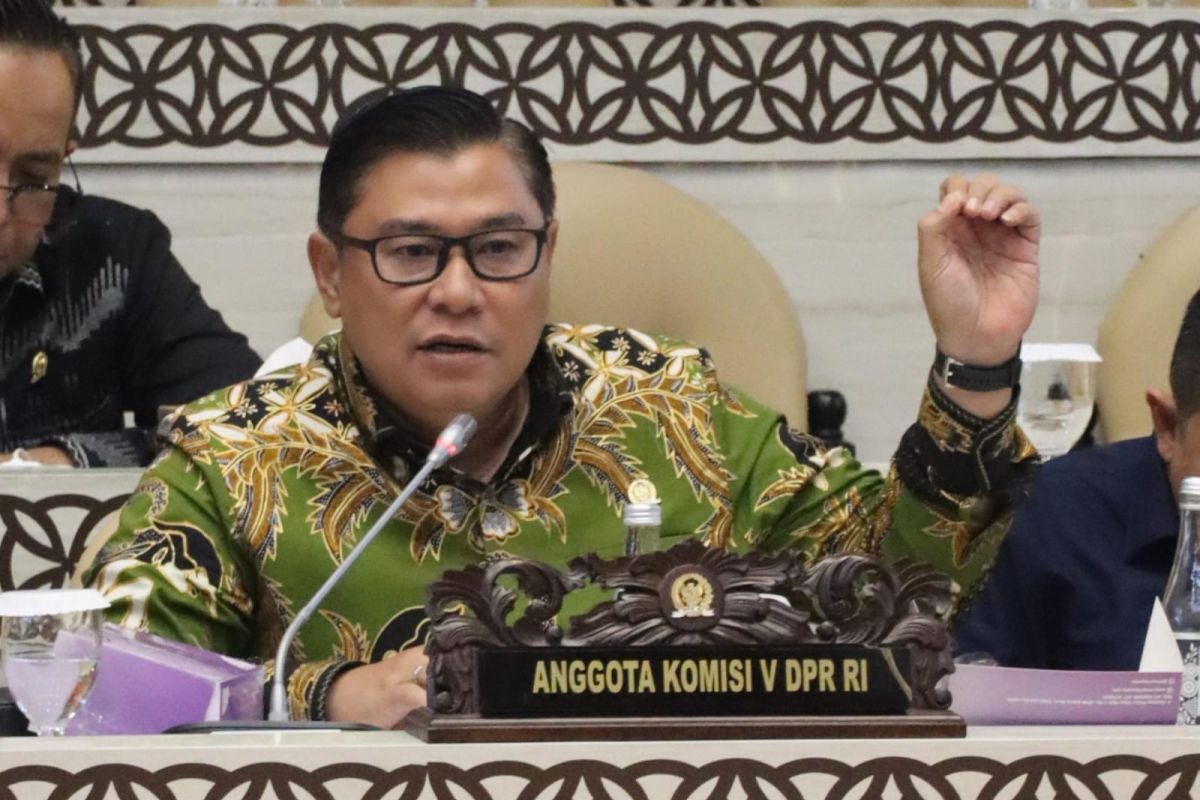Komisi V DPR minta KNKT usut kecelakaan kereta di Bekasi