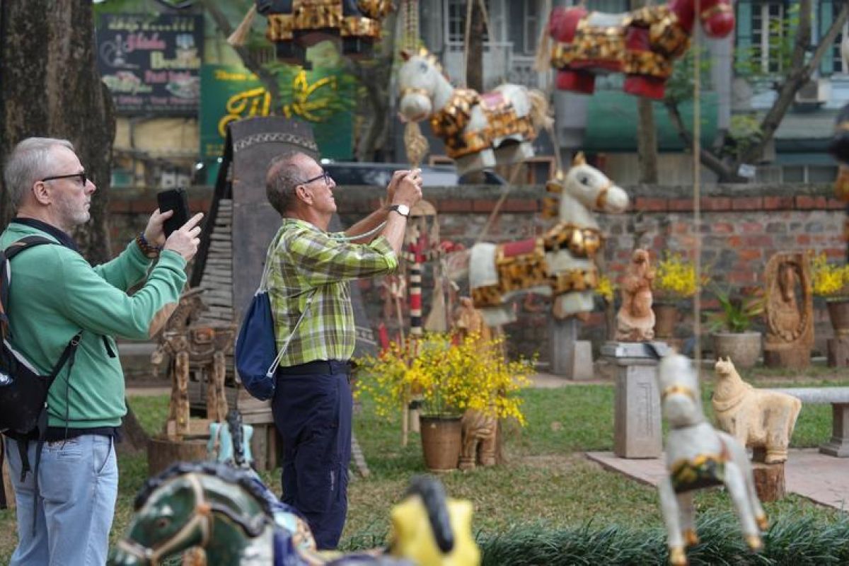 Hanoi diperkirakan terima 12 juta lebih kunjungan wisatawan pada Januari-April 2026