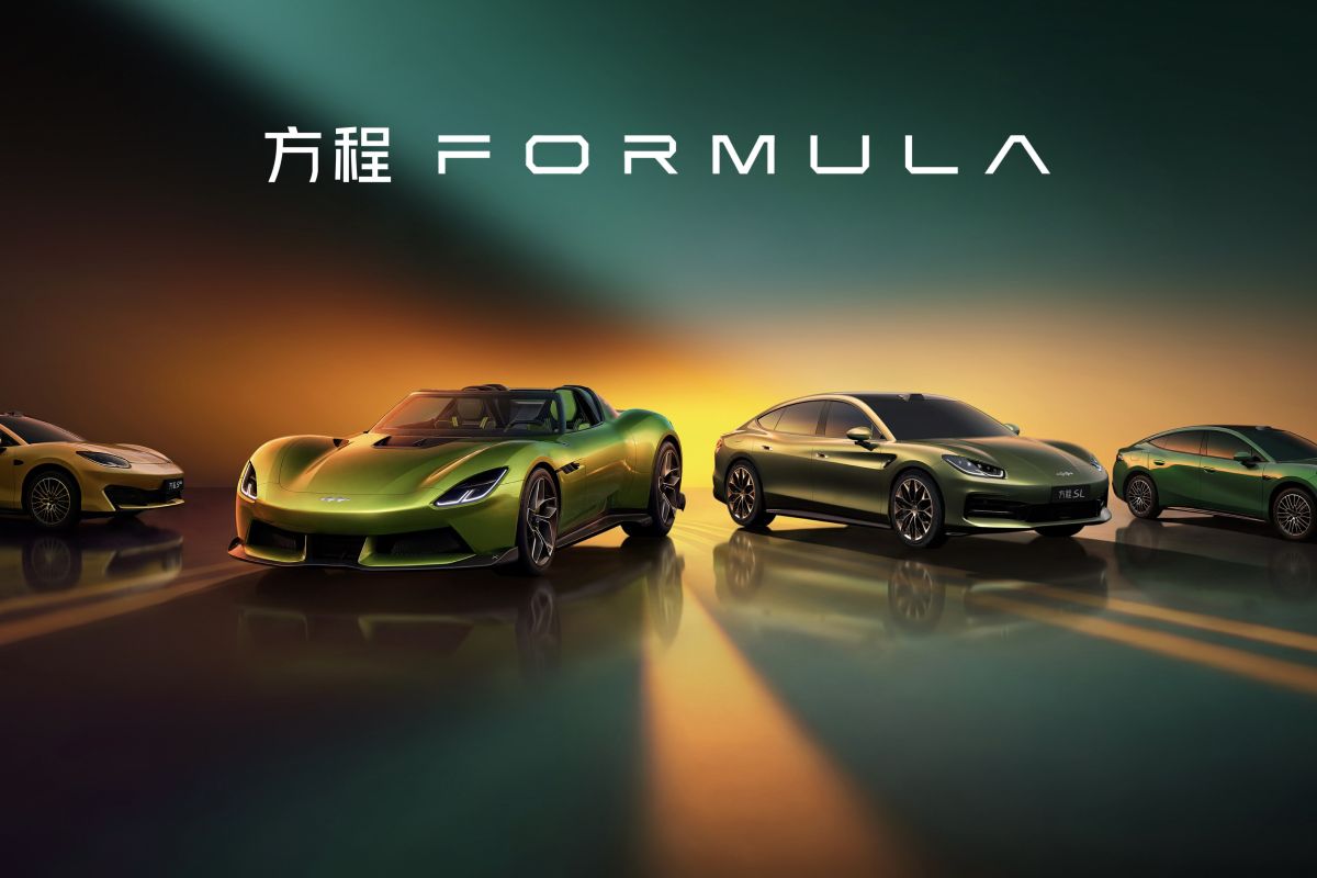 BYD kenalkan sedan bertenaga 1.000 Hp di Beijing Auto Show 2026