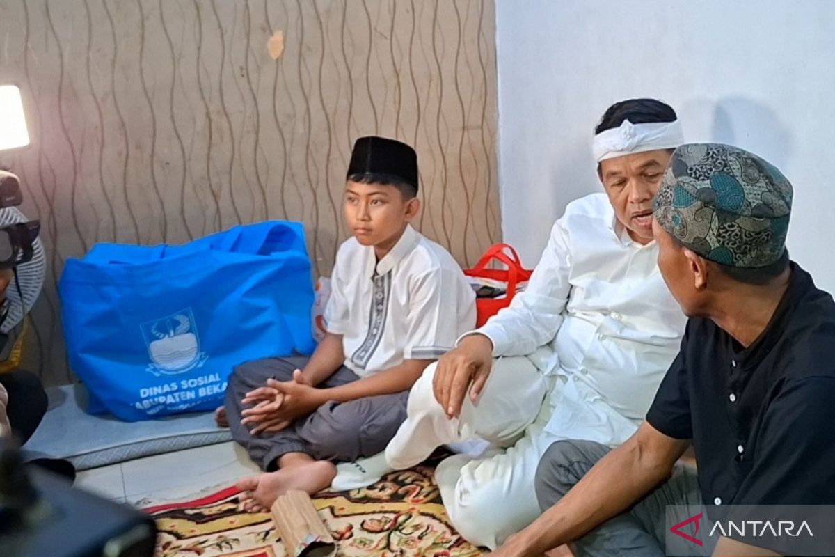 Gubernur santuni keluarga korban kecelakaan kereta api asal Bekasi