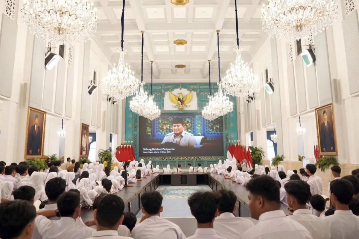 264 pelajar SMA Negeri 84 ikuti edukasi pemerintahan di Istana