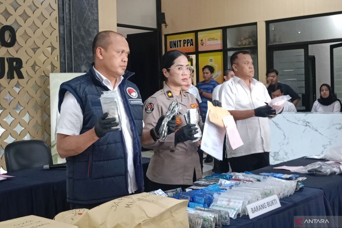 Kriminal kemarin, penyitaan obat keras hingga kondisi Andrie Yunus