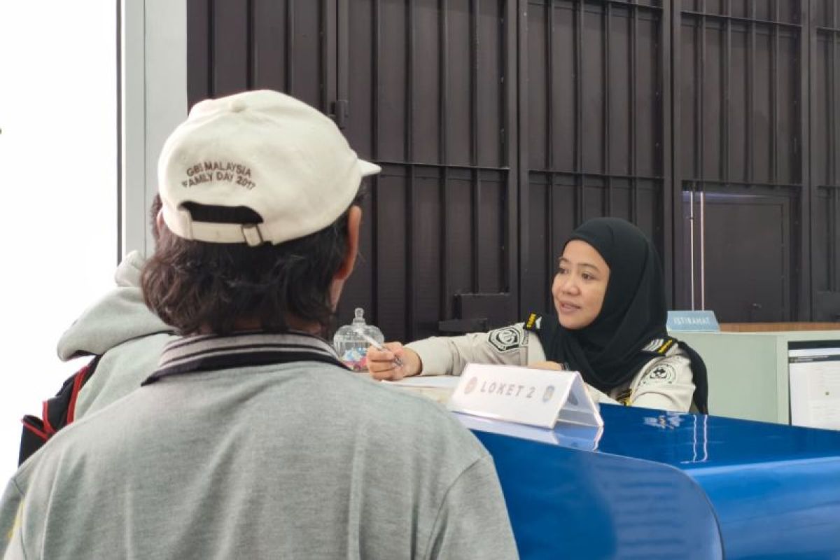 Imigrasi Parepare tetap memberi layanan terbaik meski sementara pindah kantor