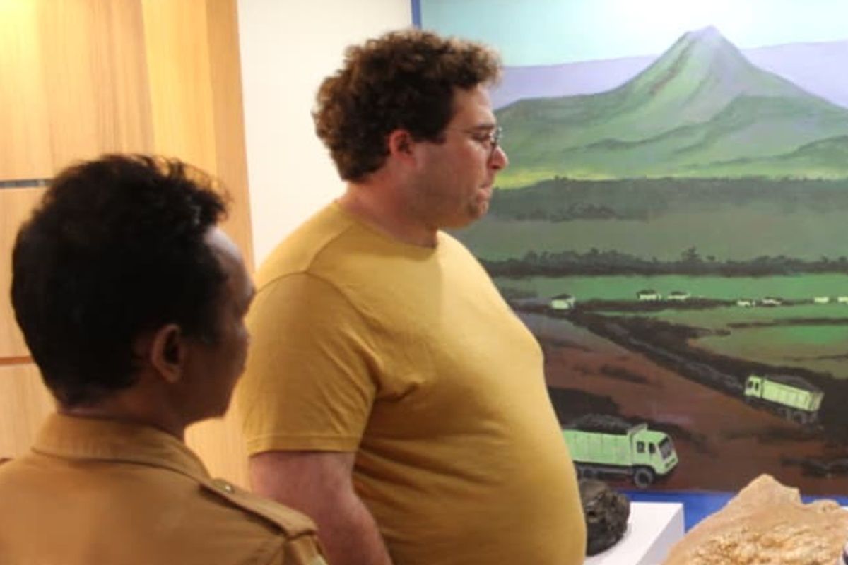 Peneliti Prancis teliti sejarah geologi di Museum Lambung Mangkurat