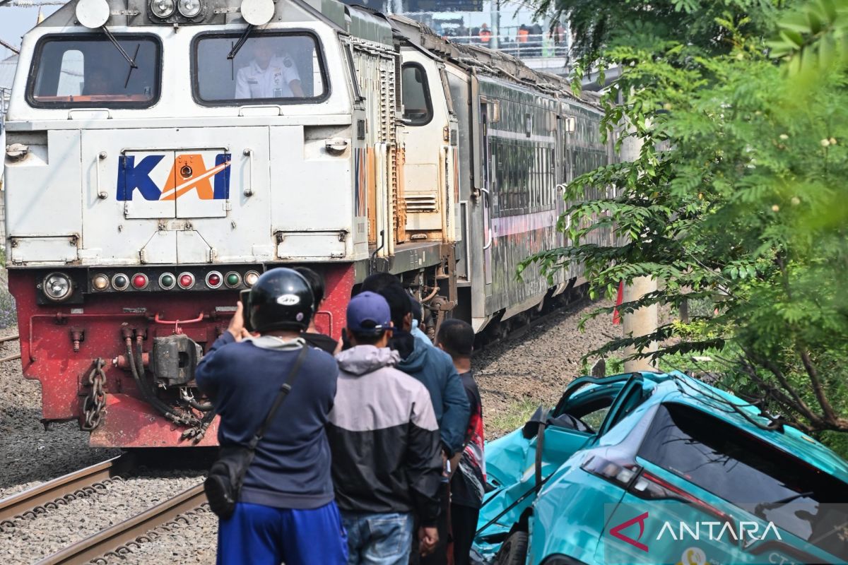 Polisi sudah periksa 24 saksi kecelakaan kereta api di Bekasi Timur