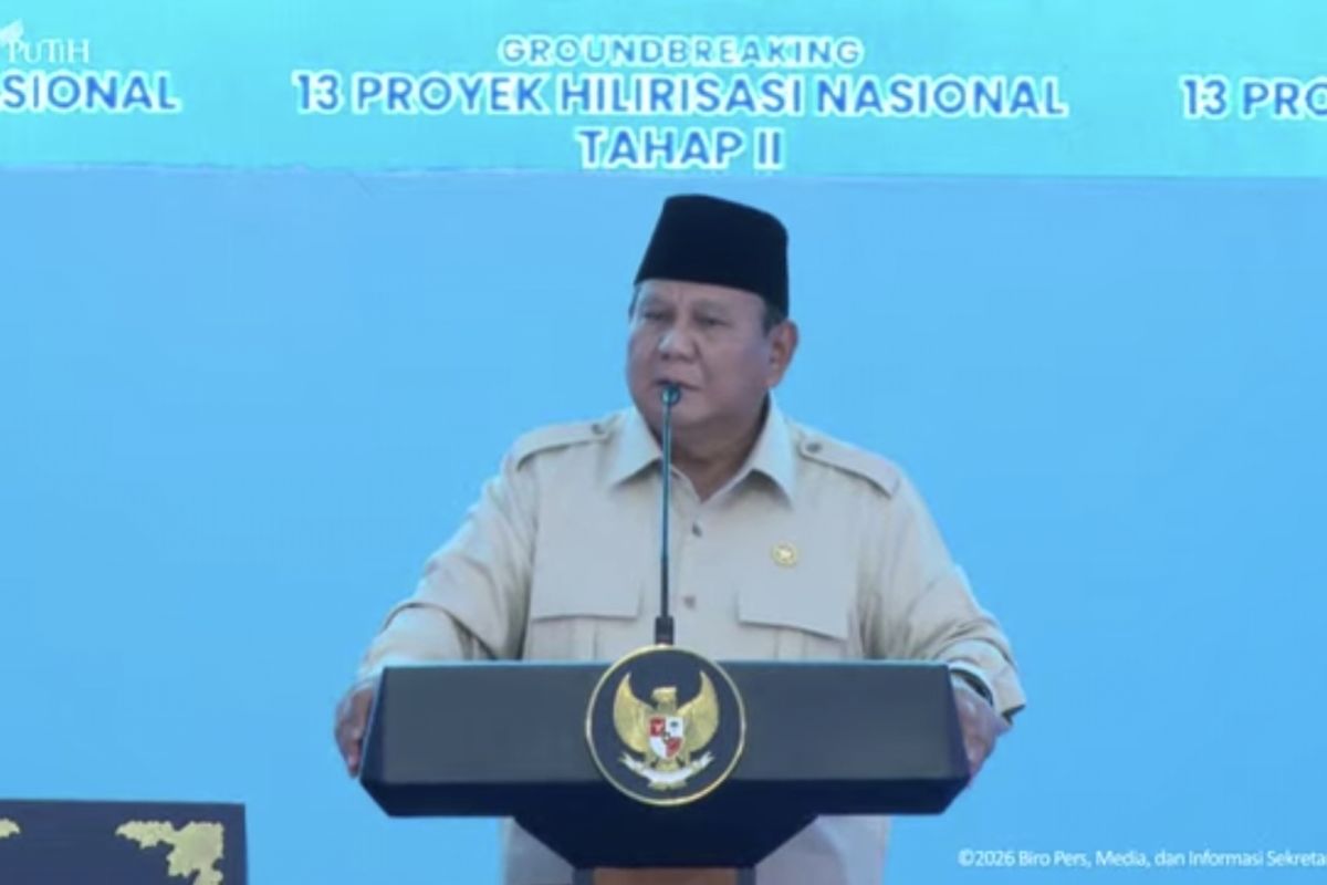 Prabowo hadiri groundbreaking 13 proyek hilirisasi tahap II di Cilacap