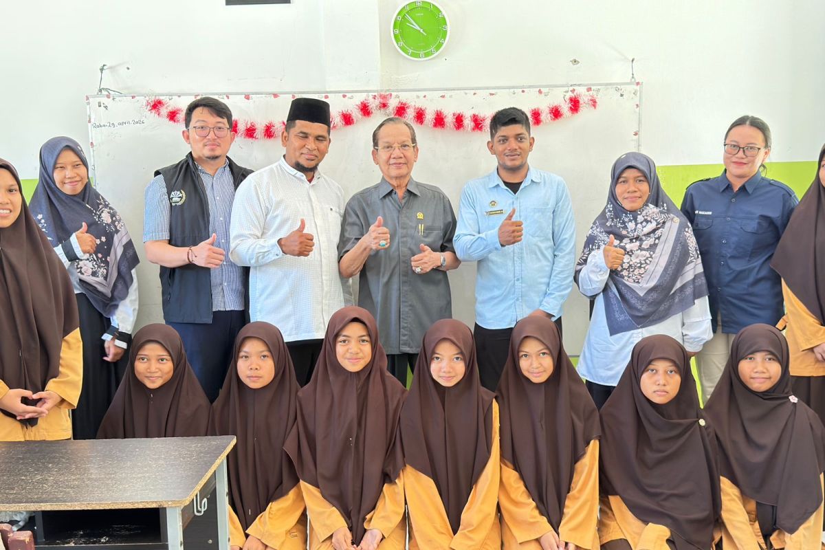 Anggota DPR pastikan pengelolaan dapur MBG di Sigi sesuai standar