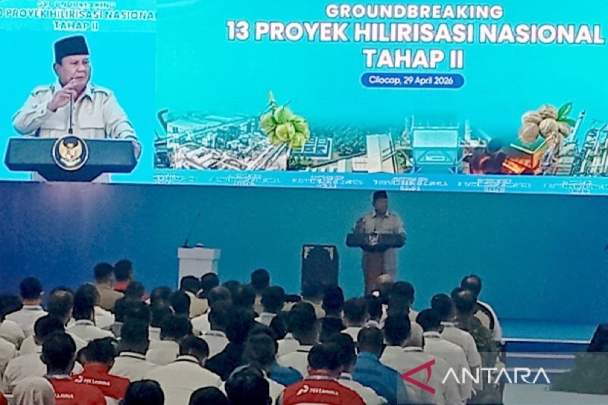 Prabowo calls for acceleration of industrial downstreaming projects
