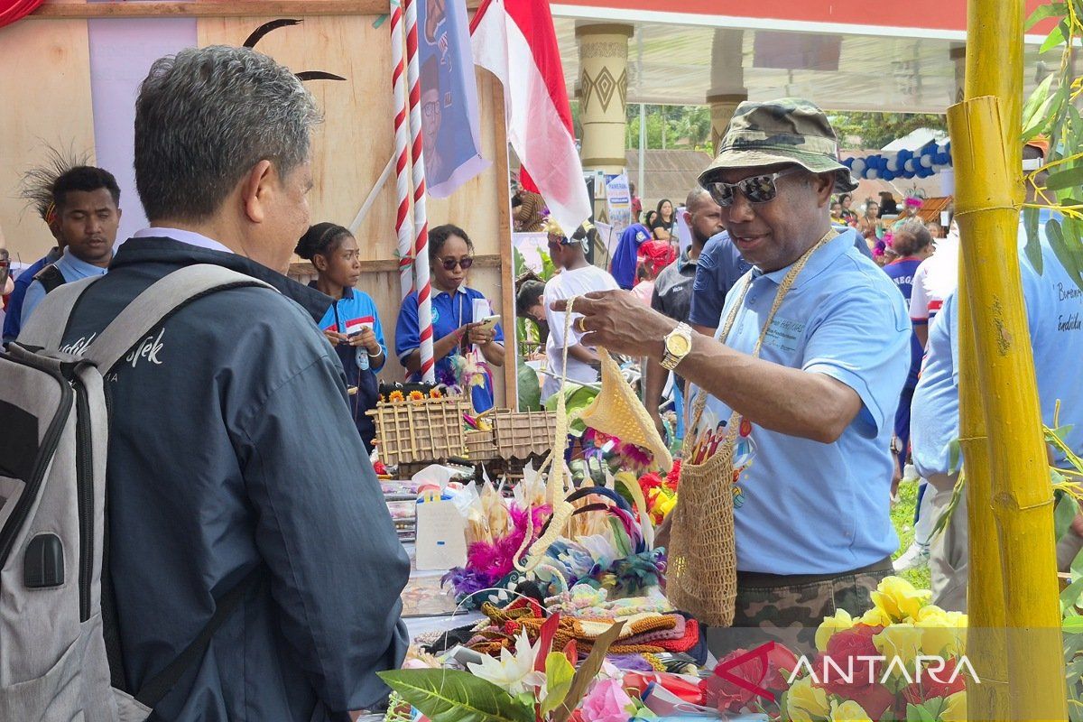 Gubernur Papua Barat dorong sinergi pemerataan pendidikan
