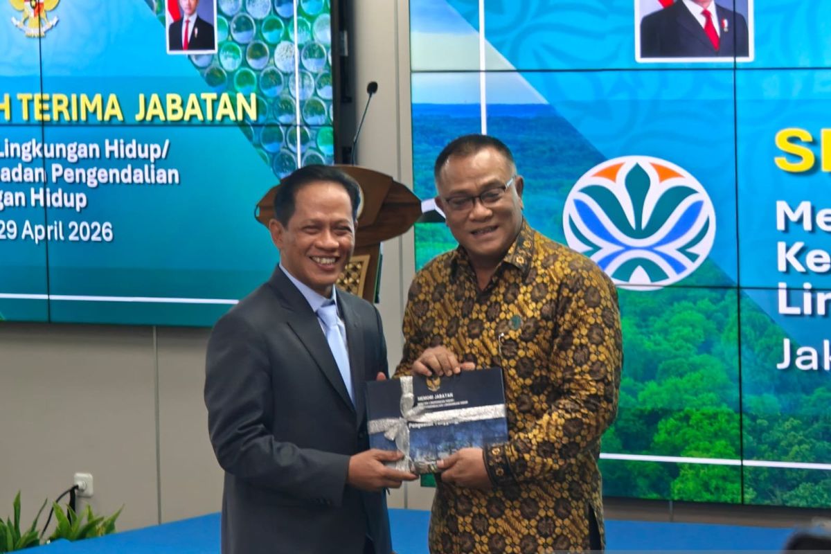 Menteri LH Jumhur siap berjuang lindungi masyarakat adat