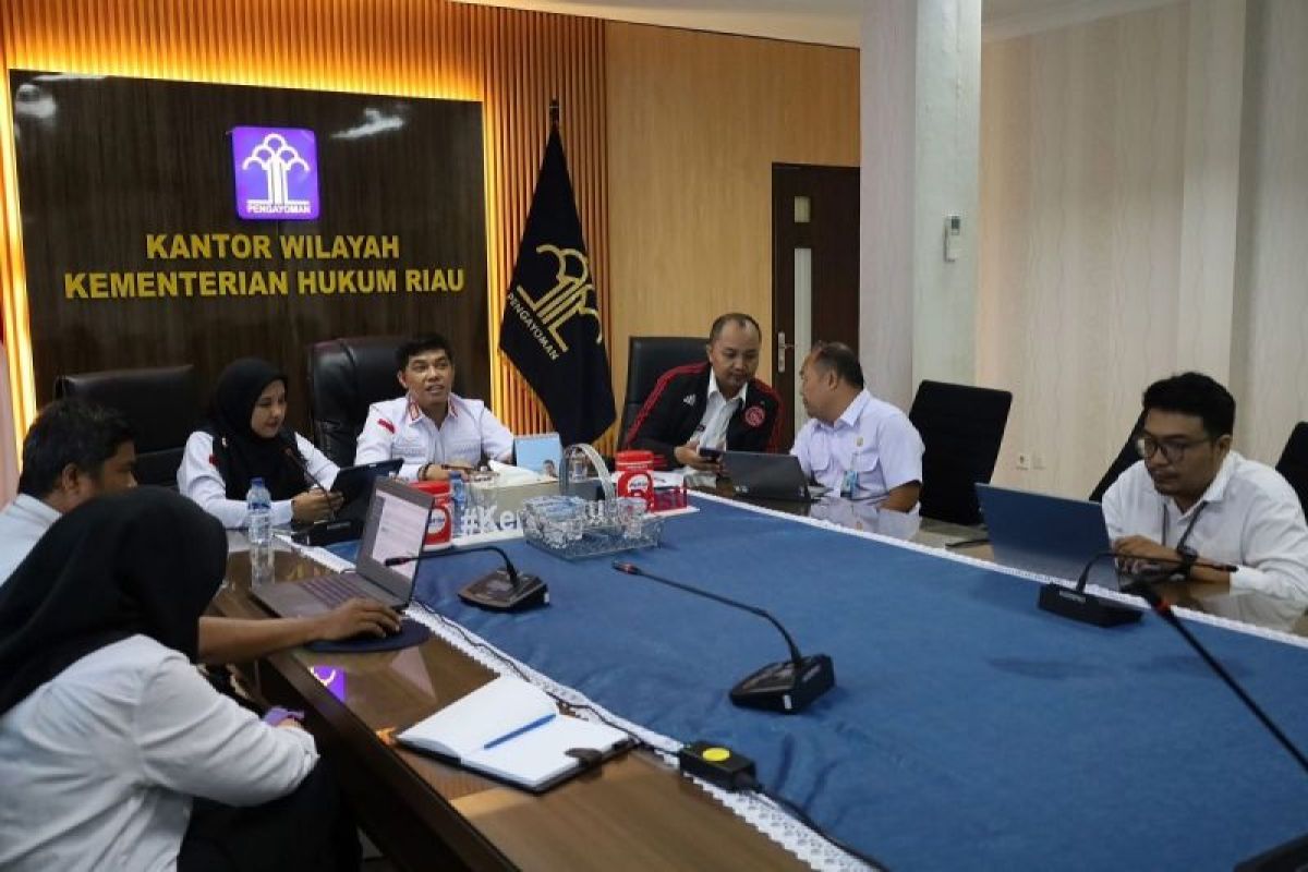 Percepat Ranperda KI, Kanwil Kemenkum Riau Matangkan Naskah Akademik Bersama Tim Ahli