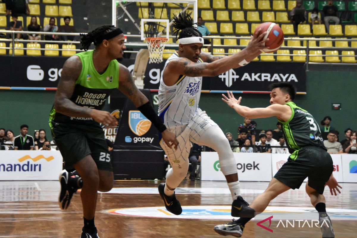 Jalen Jones pimpin Satria Muda untuk tundukkan Bogor Hornbills