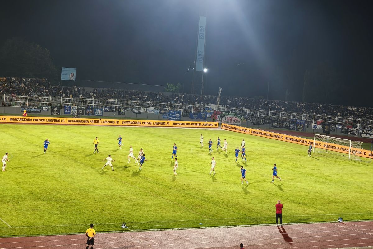 Persib bungkam tuan rumah Bhayangkara 4-2