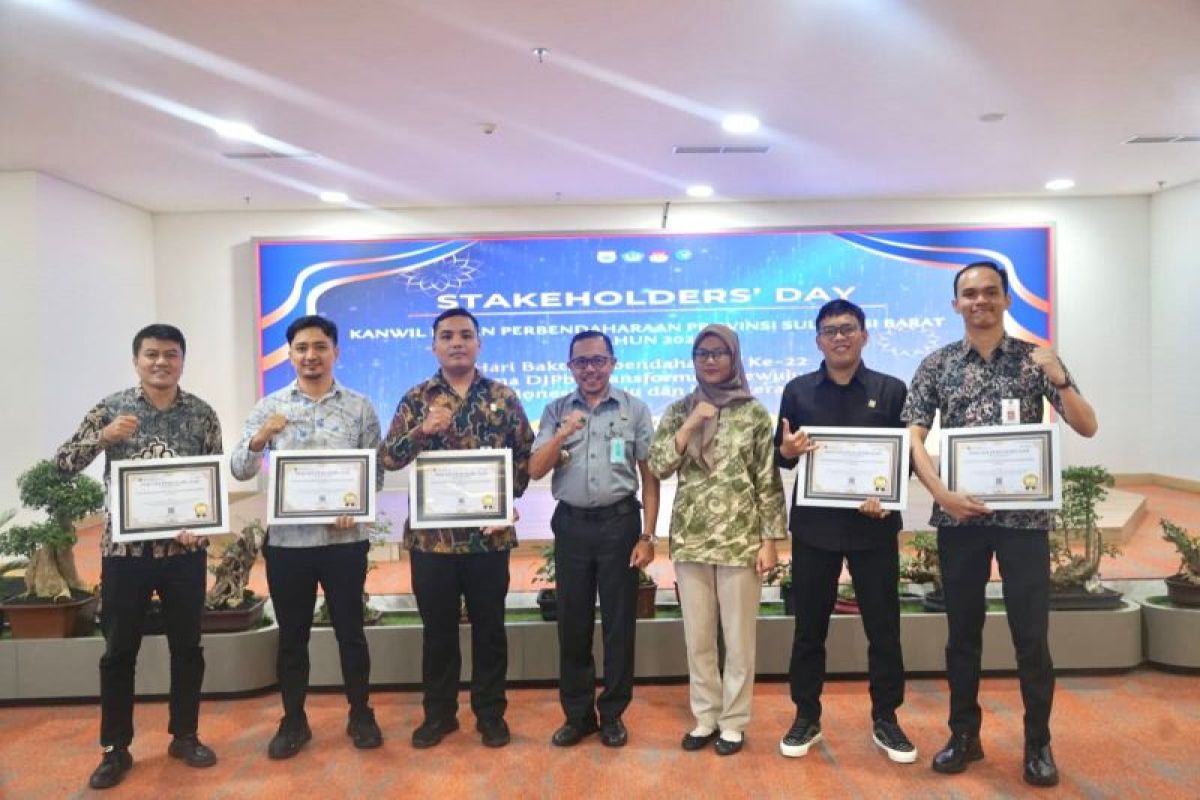 Kemenkum Sulbarraih 5 penghargaan bergengsi dari DJPb