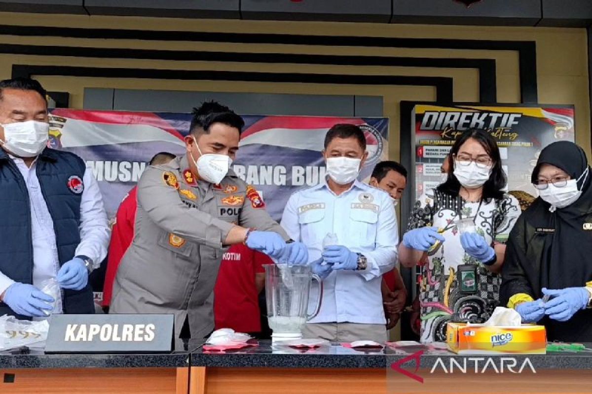 Polres Kotim musnahkan 1,2 kilogram sabu dari 11 perkara
