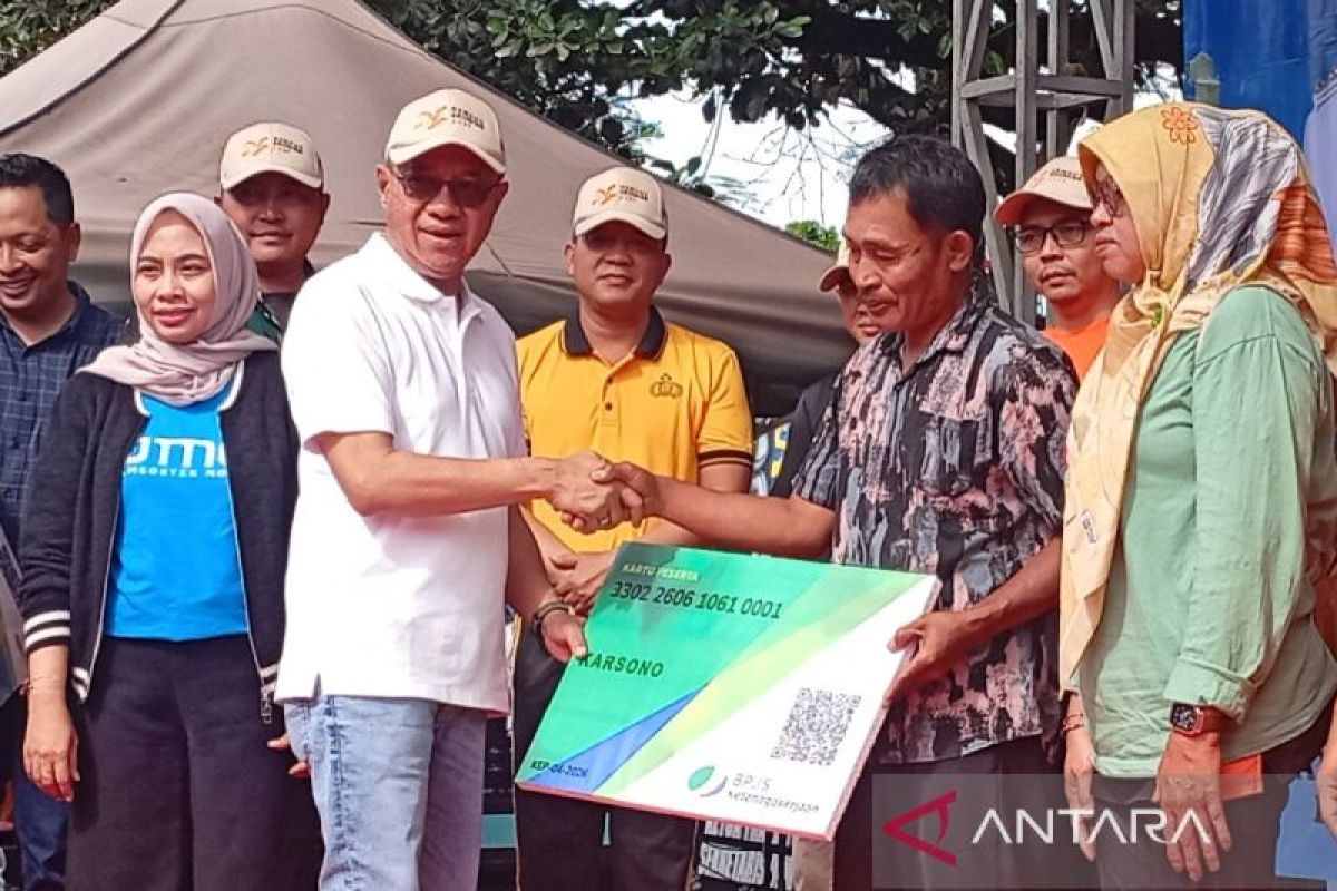 Banyumas meluncurkan Salin Aslimas lindungi pekerja rentan pada May Day