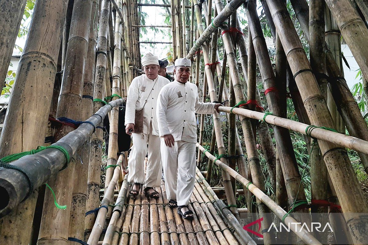 Mendukbangga kunjungi masyarakat adat Baduy untuk edukasi tentang KB