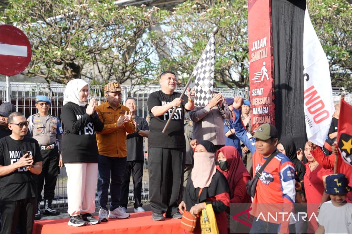 Pemkot Makassar bersama buruh kemas peringati May Day dengan cara baru