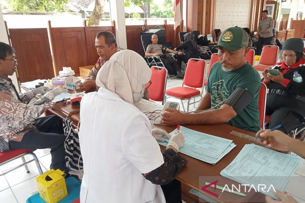 Pemkab Bantul memfasilitasi buruh sampaikan aspirasi lewat giat sosial