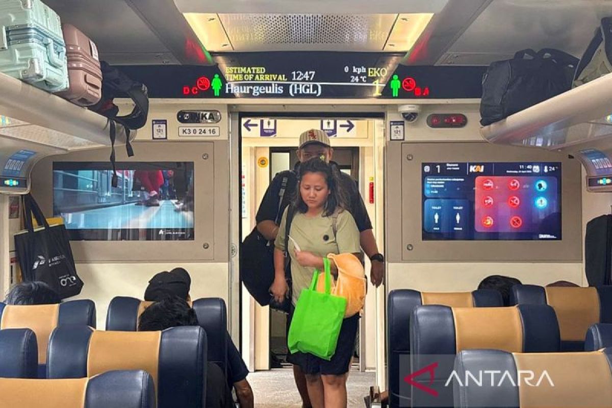 Seluruh Perjalanan KA Jarak Jauh Beroperasi Normal Hari Ini