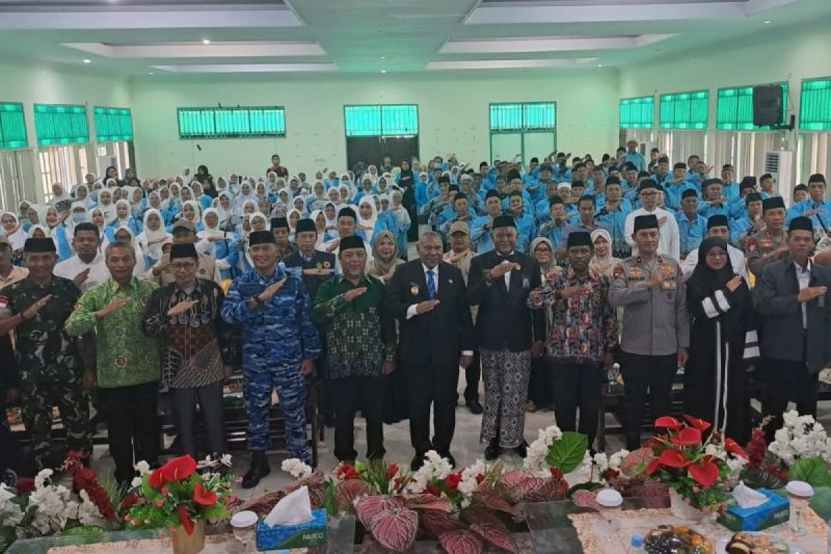 Wagub Rumaropen minta jamaah calon haji turut mendoakan kemajuan Papua