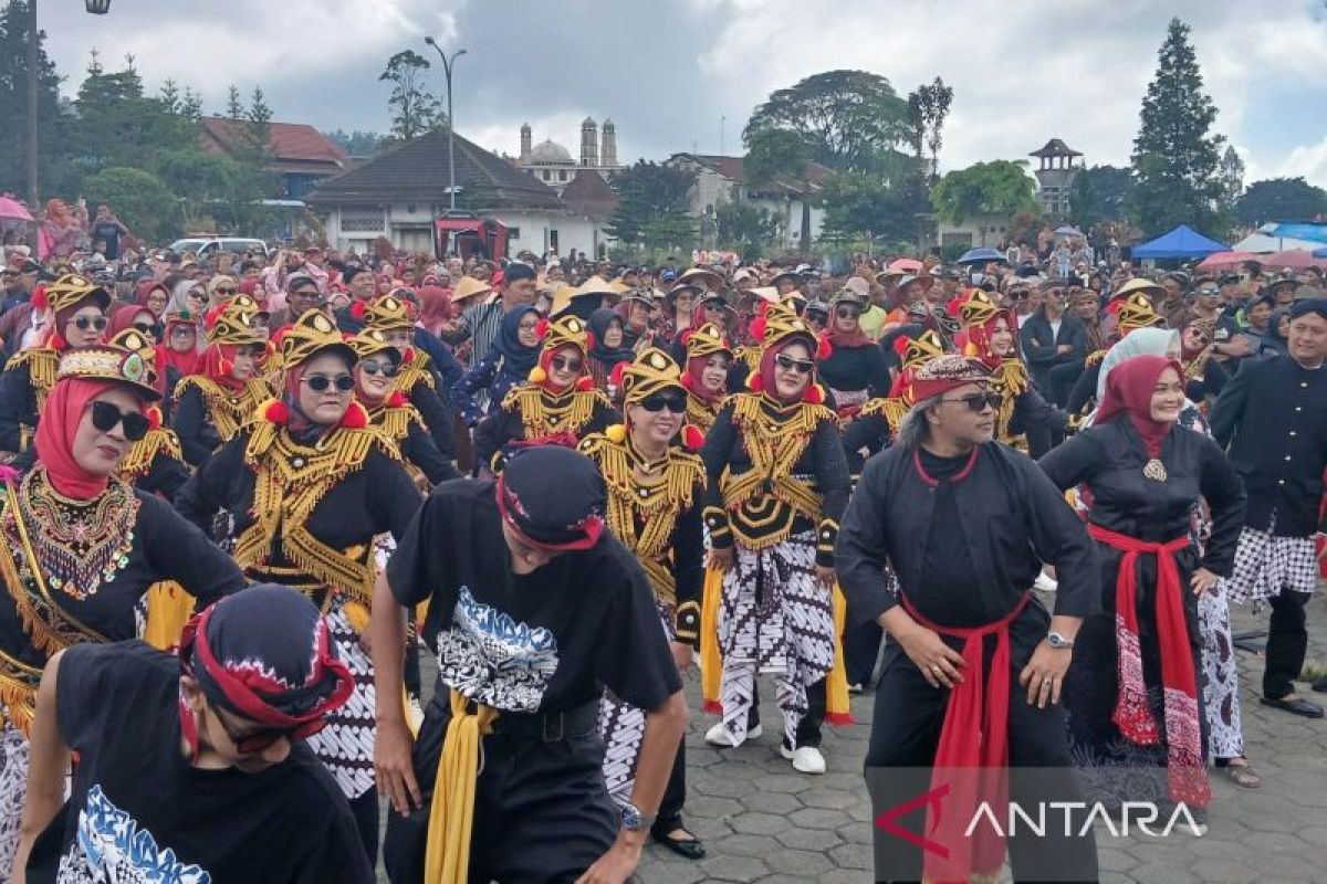 2.000 penari Bangilun tampil bersama di Temanggung