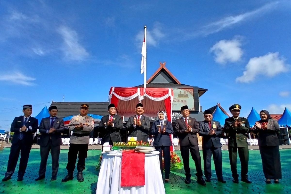 Bupati Barut tekankan pendidikan bermutu untuk semua pada Hadiknas 2026