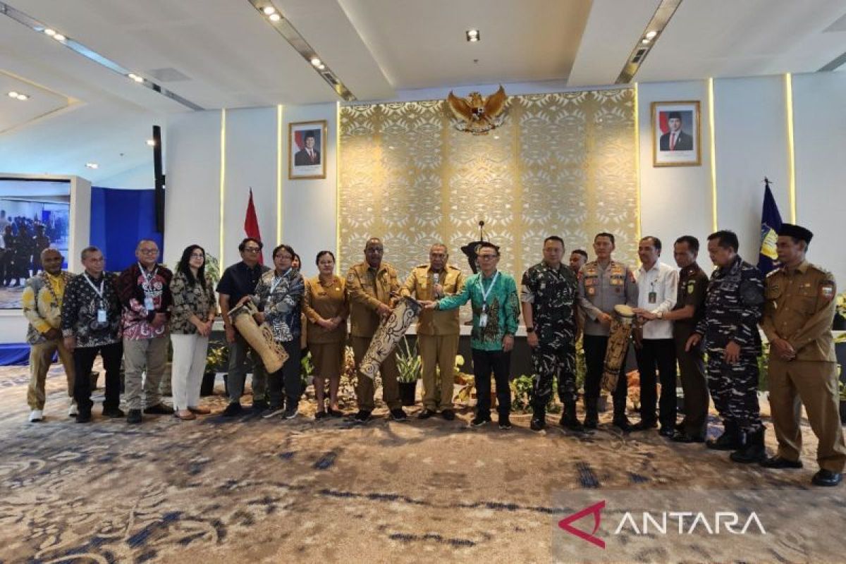 Wagub Rumaropen sebut pers bantu wujudkan Papua yang harmonis