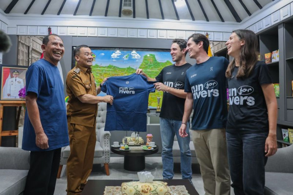 Pemprov Jateng - Sungai Watch kolaborasi bersihkan sungai