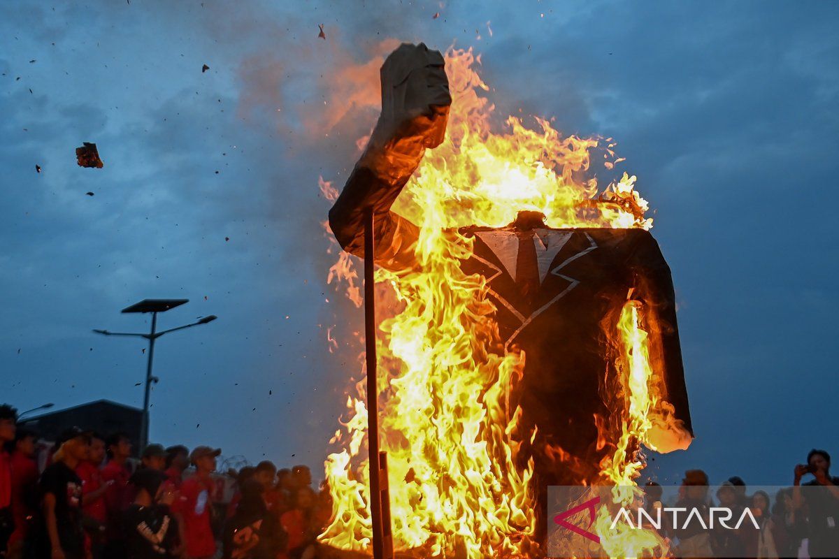 Foto pilihan pekan pertama Mei 2026