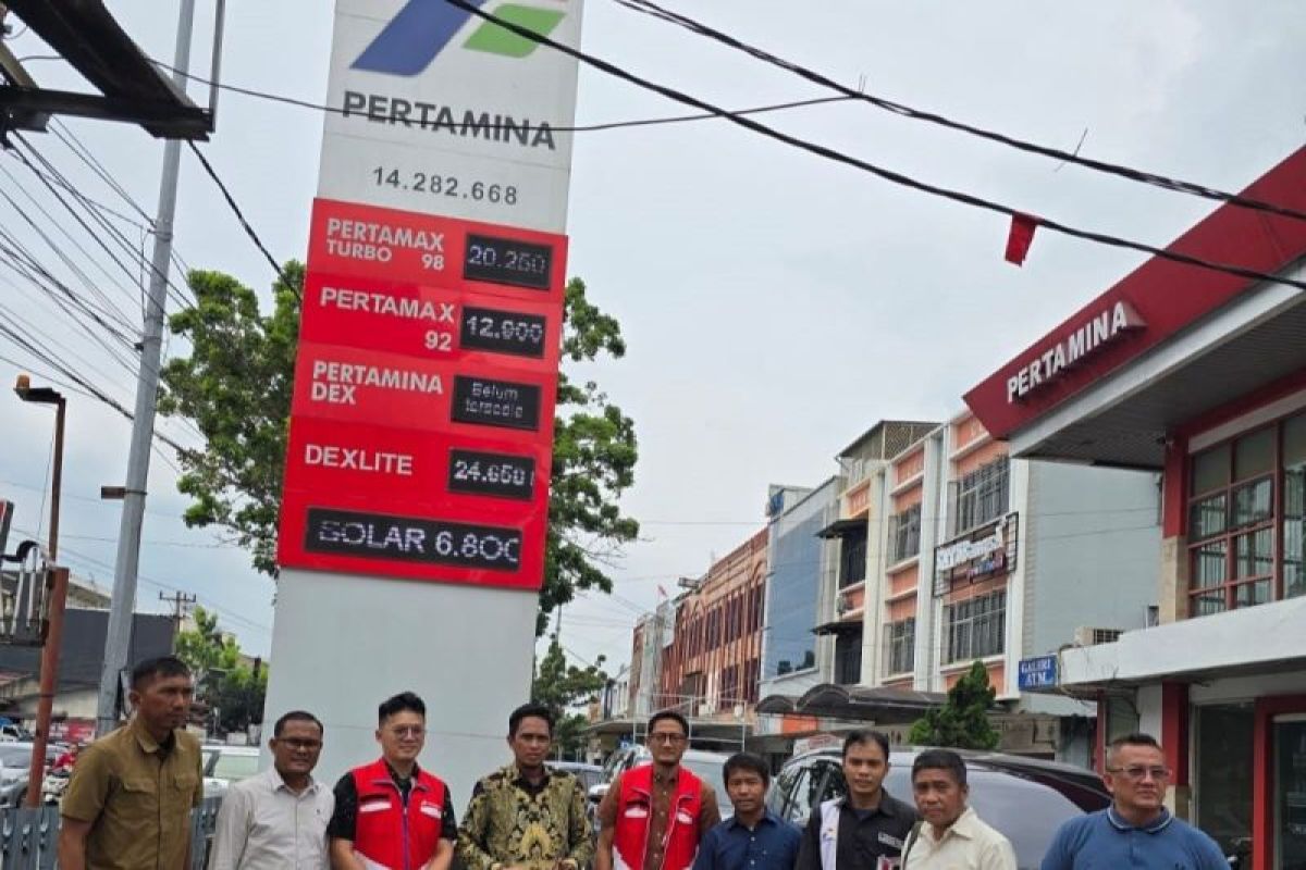 Pertamina Patra Niaga Regional Sumbagut bersama Pemprov Riau Tinjau SPBU, Imbau Masyarakat Beli BBM Sesuai Kebutuhan