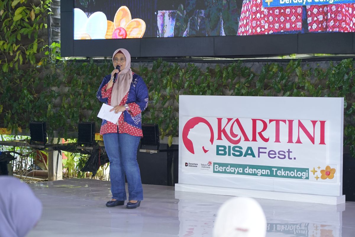 Telkom perkuat literasi digital UMKM perempuan di Kartini BISA Fest
