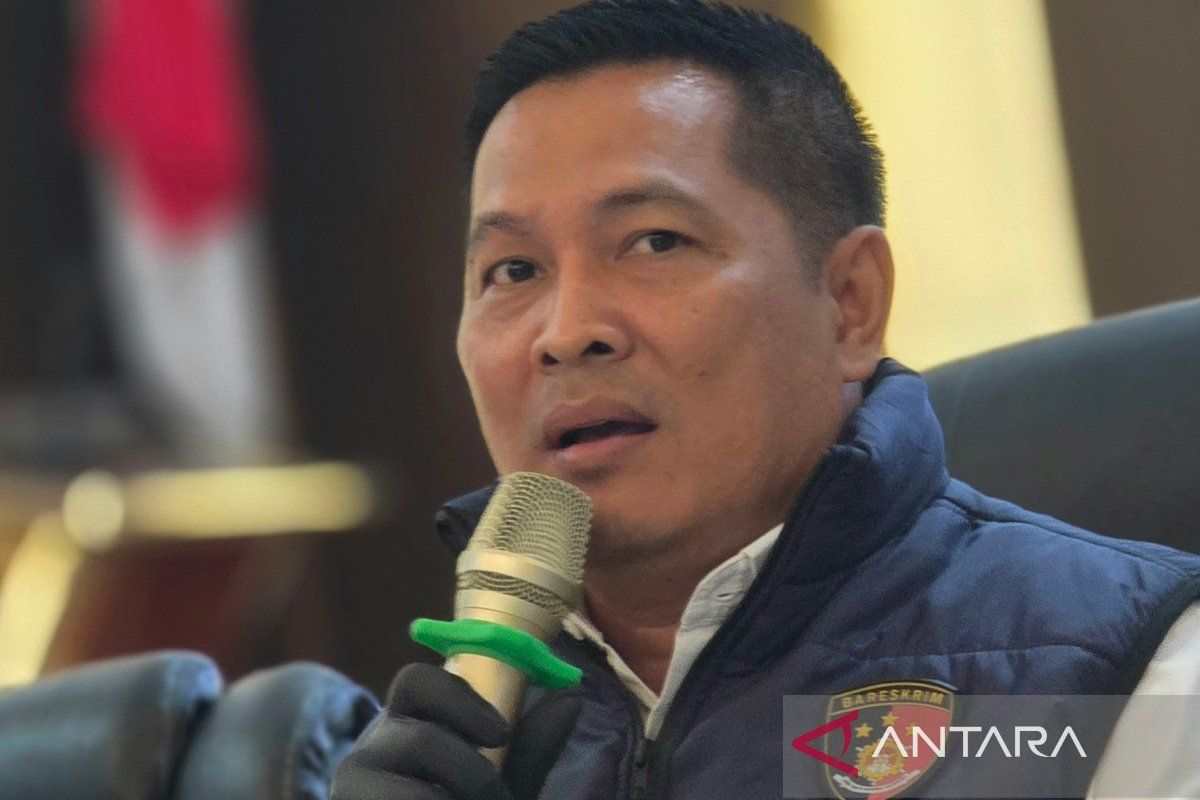 Tiga warga Pati ditangkap Polda Jateng selundupkan burung langka asal Papua