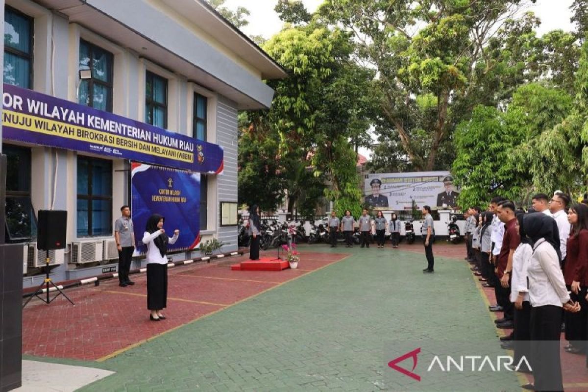 Kanwil Kemenkum Riau Gelar Apel Pagi Awal Mei