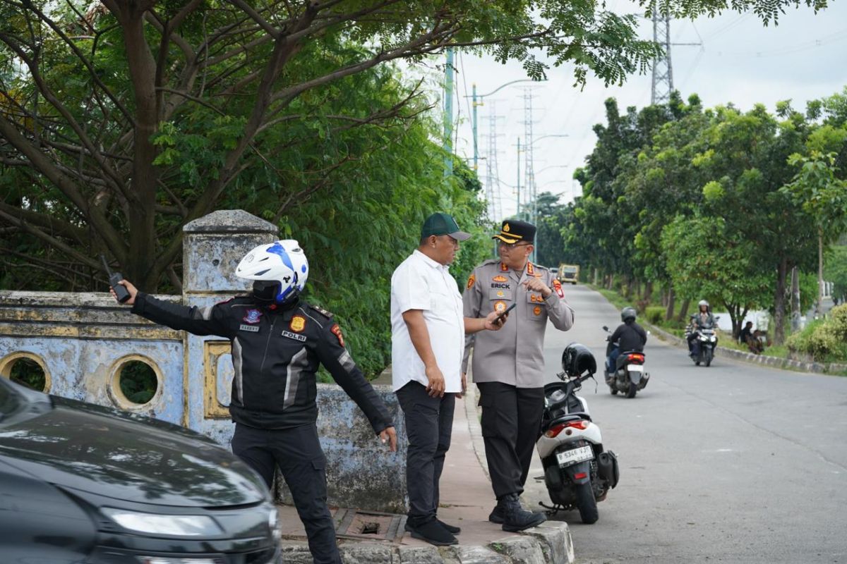 Macet panjang di BKT Rorotan dipicu tingginya volume kendaraan