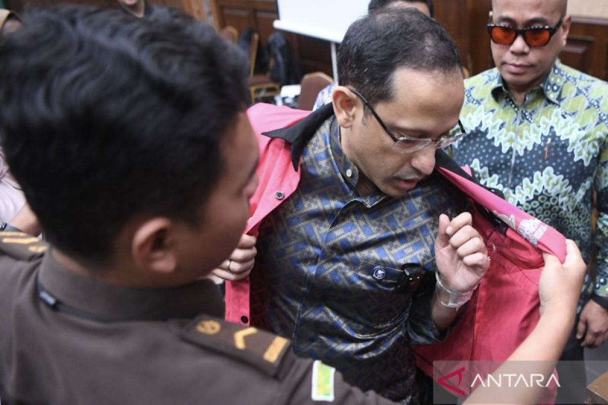 Nadiem Makarim tak hadiri sidang Chromebook karena sakit