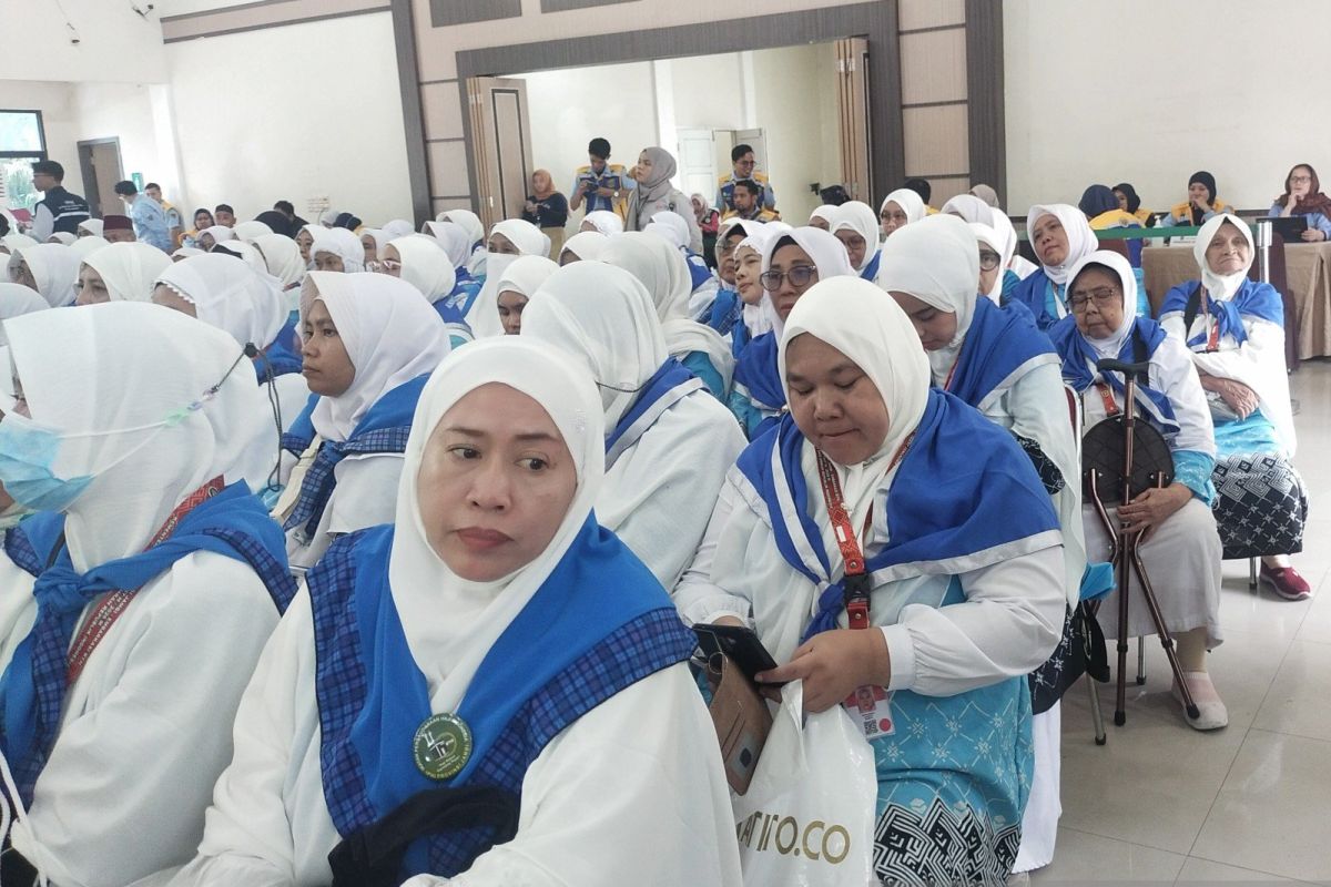 Jamaah asal Jambi berangkat perdana via Embarkasi Batam malam ini