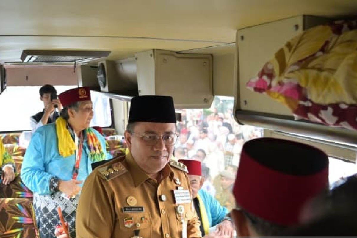 Wako Jambi minta jamaah calon haji doakan daerah dan jaga kesehatan