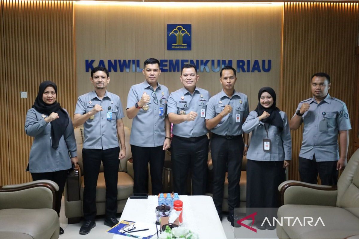 Sinergi Antarwilayah, Kakanwil Kemenkum Riau Terima Audiensi Kakanwil Kepri Bahas Optimalisasi Sarpras