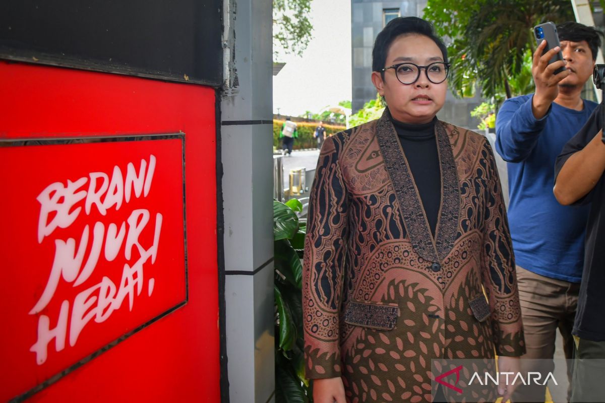 Kasus pemerasan THR, Plt Bupati Cilacap diperiksa KPK
