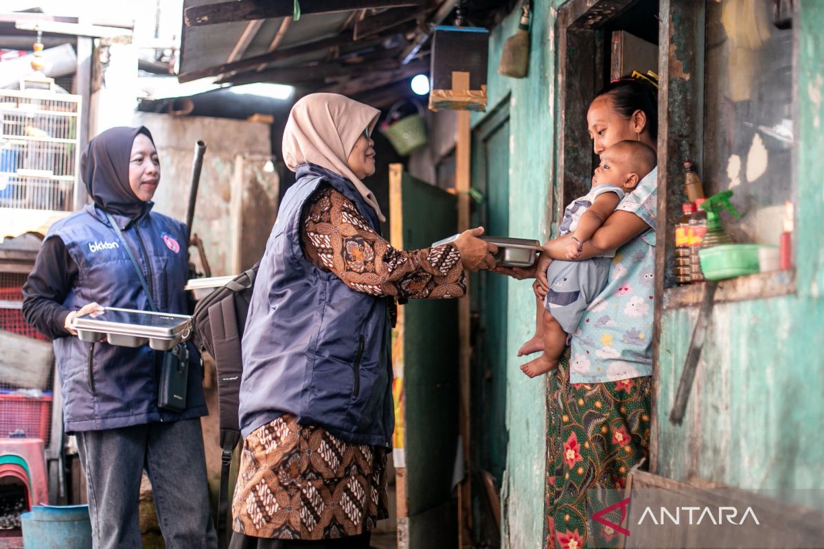 Indonesia Dorong Dapur-Dapur untuk Perluas Jangkauan Program Makan Gratis