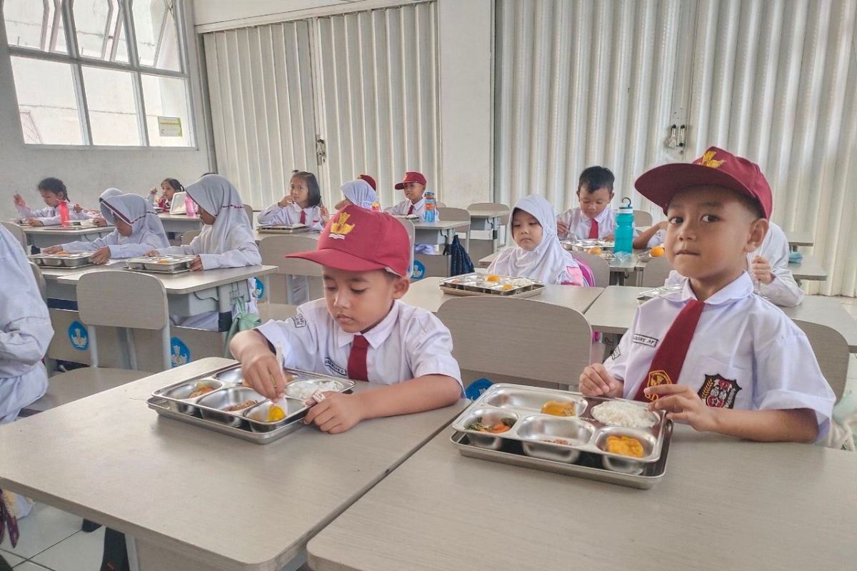 Ekonom: Lonjakan belanja pemerintah jaga ekonomi tak melambat