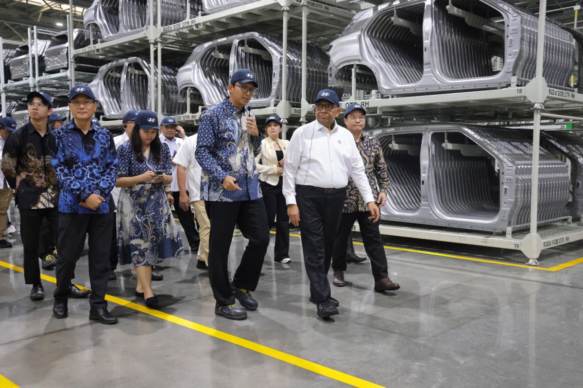 Kemnaker siapkan SDM terampil untuk sektor "green jobs" termasuk EV
