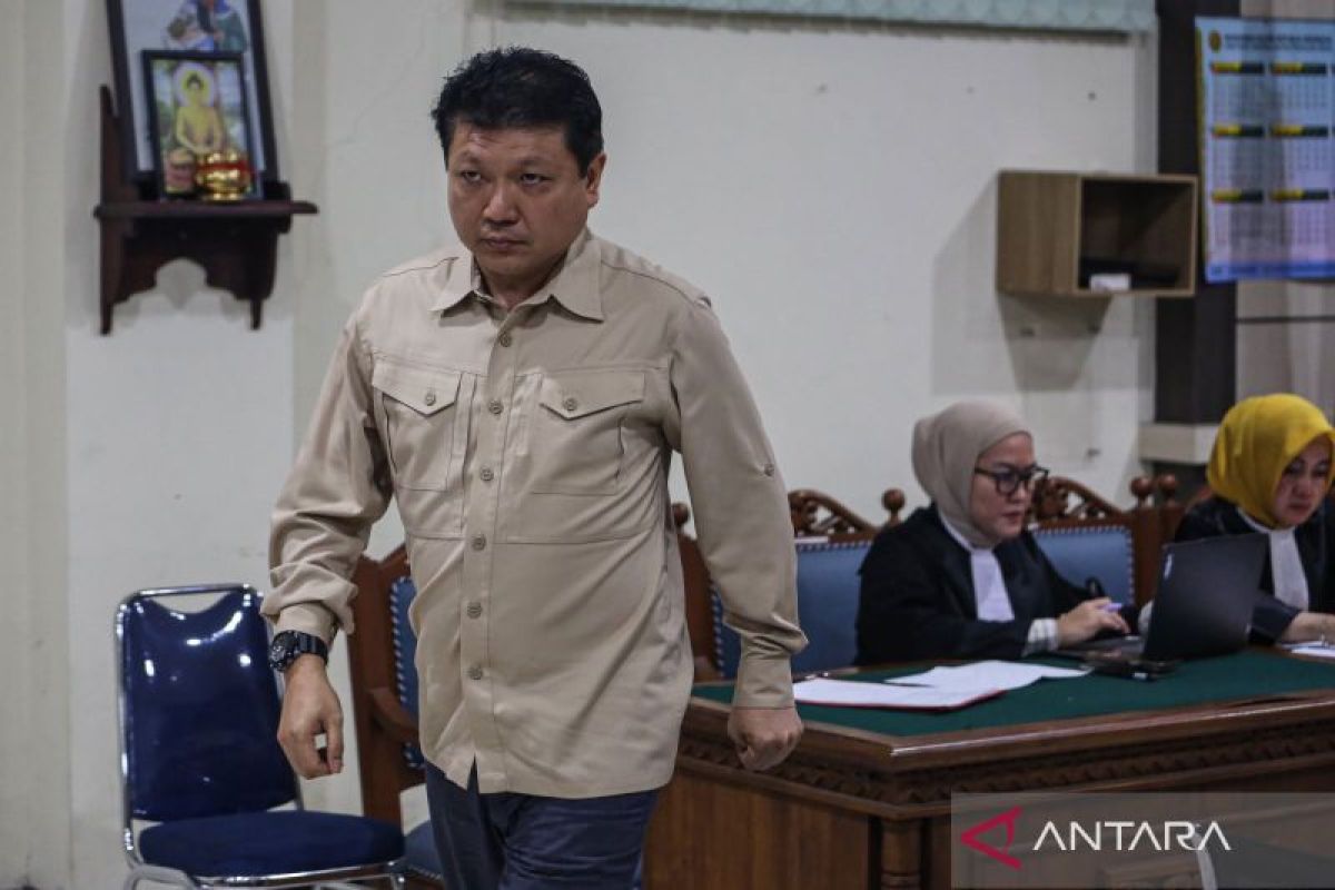 Komut PT Sritex Iwan Setiawan Lukminto divonis 14 tahun penjara