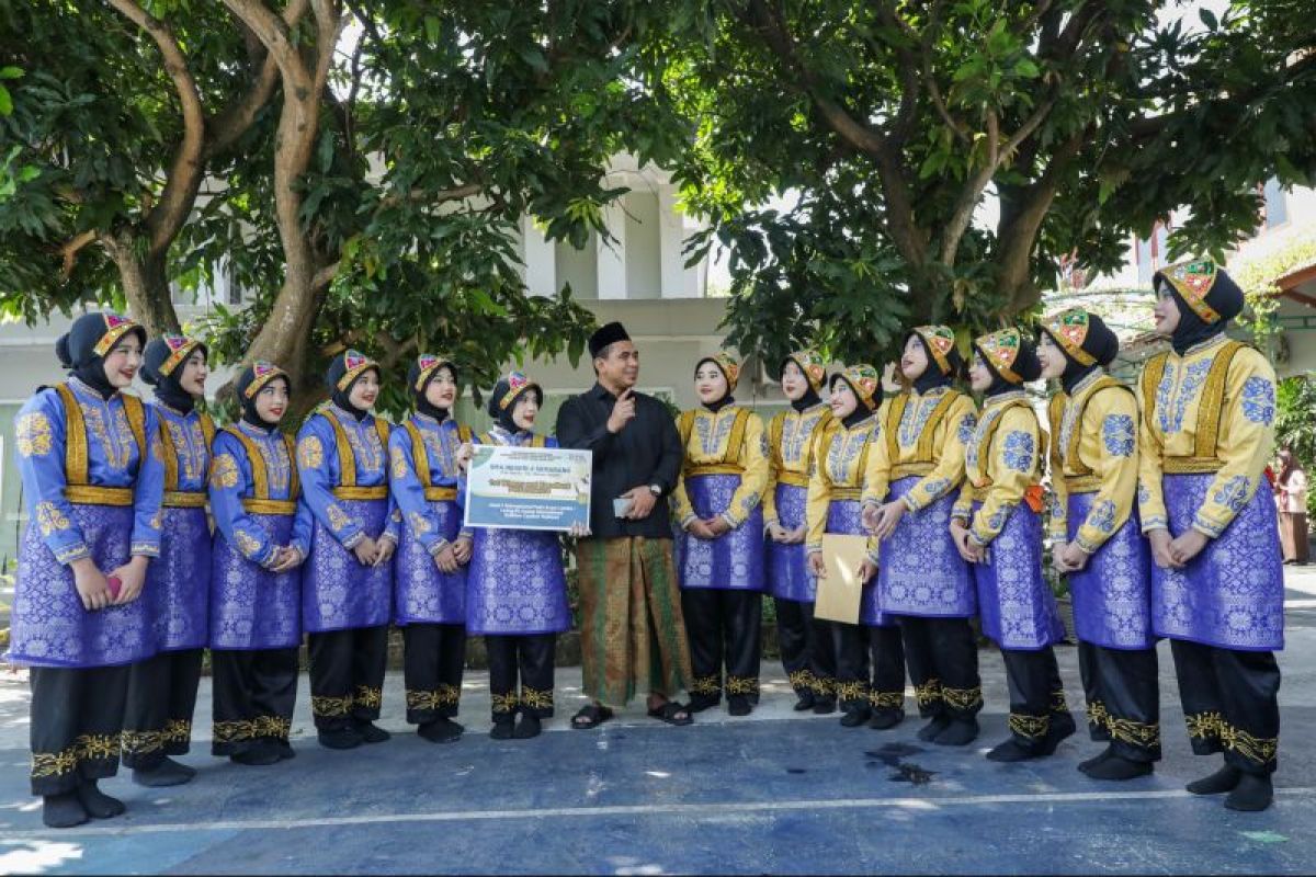 Wagub Jateng apresiasi Tim Ratoeh Jaroeh SMAN 4 Semarang raih juara internasional