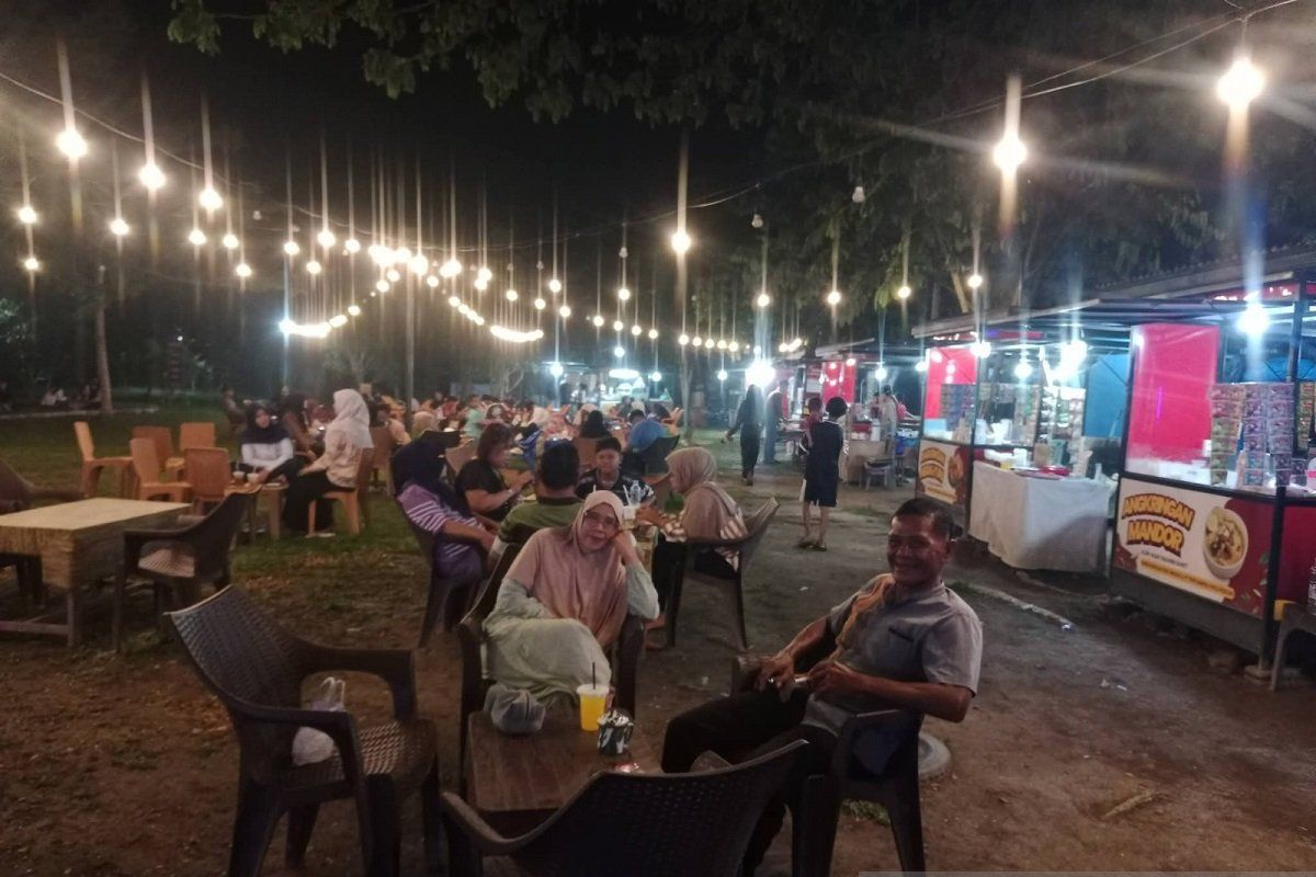 Transformasi Alun-Alun Tanjung Sawit: Dari Lapak Sederhana Menjadi Ikon Ekonomi Desa Terbaik di Riau