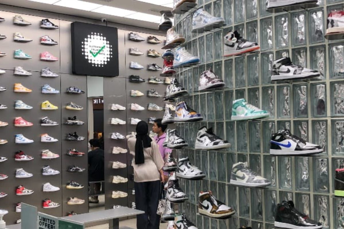 Tren Sneakers Meningkat di Jakarta, 807Garage Jadi Pilihan Pecinta Fashion