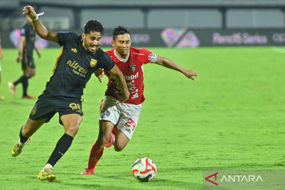 Jadwal Super League pekan 33 sajikan persaingan Persib Bandung dan Borneo FC